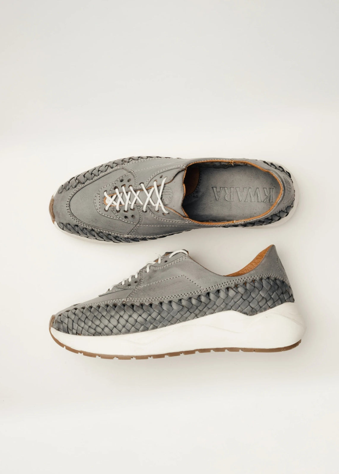 ATARI 2.0 – Tenis artesanales de gamuza | Confort y estilo mexicano Kwara hecho a mano por Kwaramx.com | exclusivo de Kwaramx.com