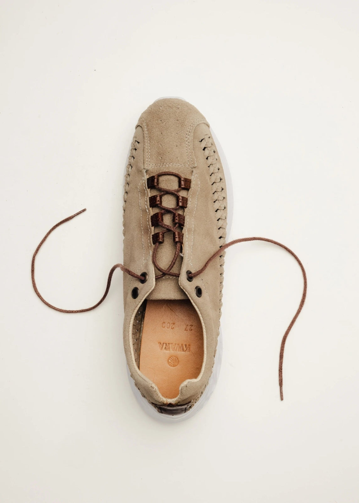 ATARI – Tenis artesanales de gamuza | Confort y estilo mexicano Kwara hecho a mano por Kwaramx.com | exclusivo de Kwaramx.com