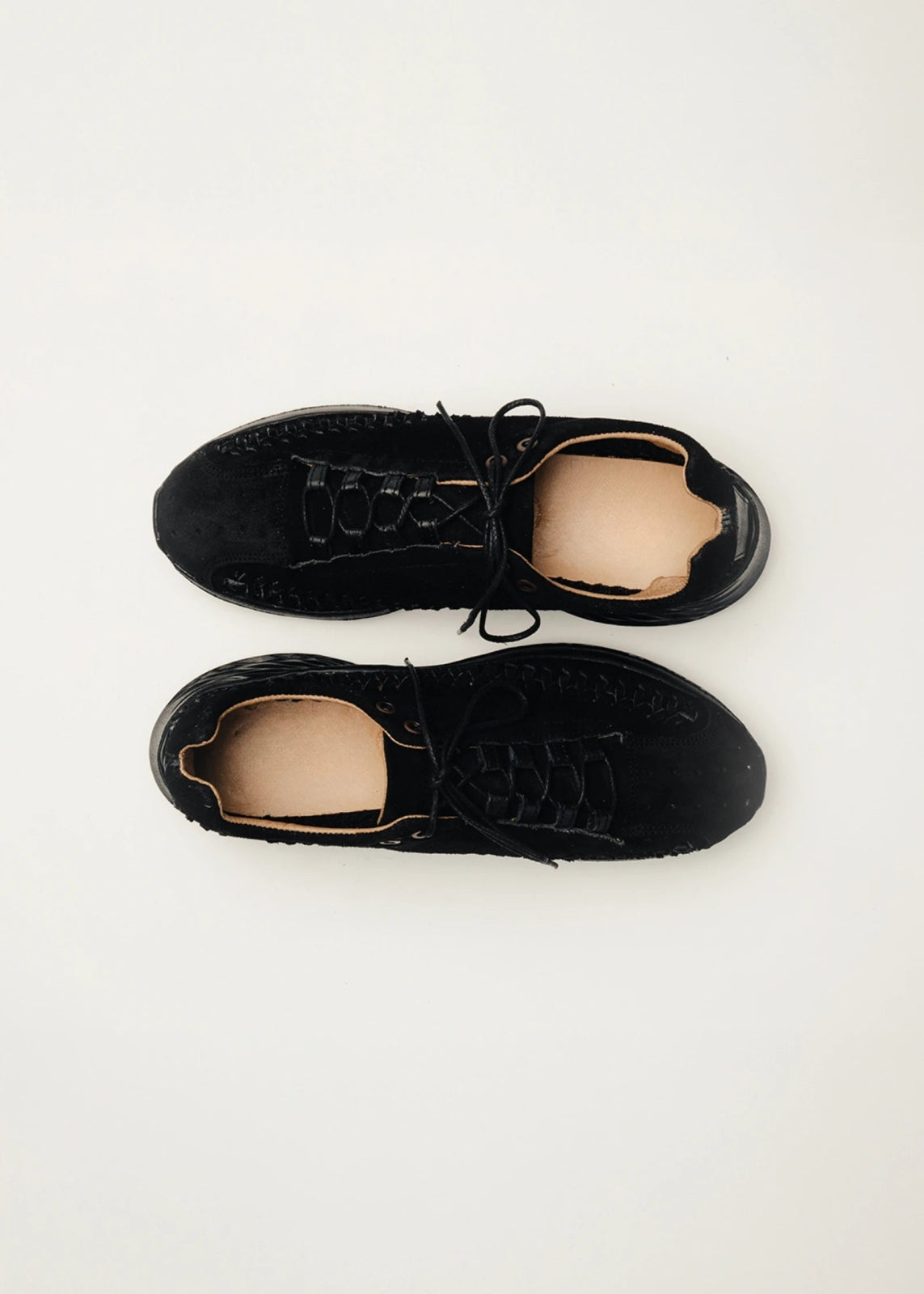 ATARI – Tenis artesanales de gamuza | Confort y estilo mexicano Kwara hecho a mano por Kwaramx.com | exclusivo de Kwaramx.com