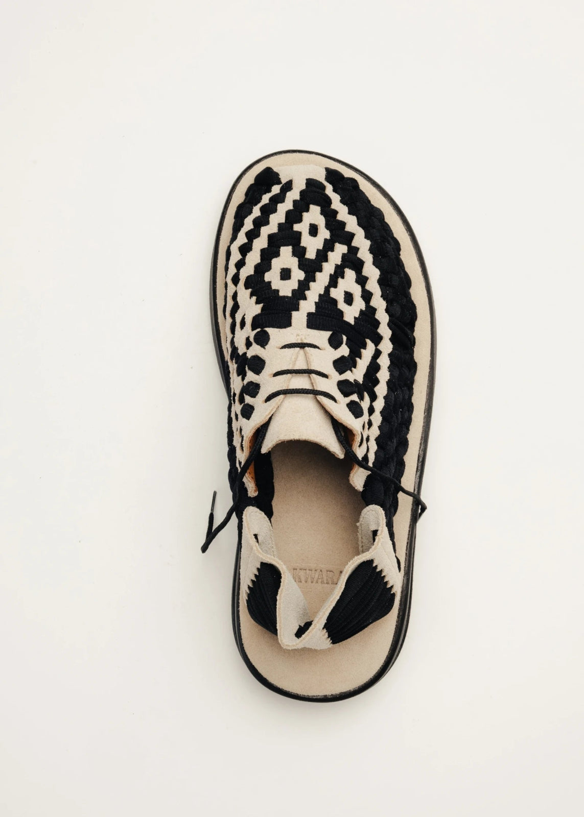 BENITO CON TALON HOMBRE hecho a mano por Kwaramx.com | exclusivo de Kwaramx.com
