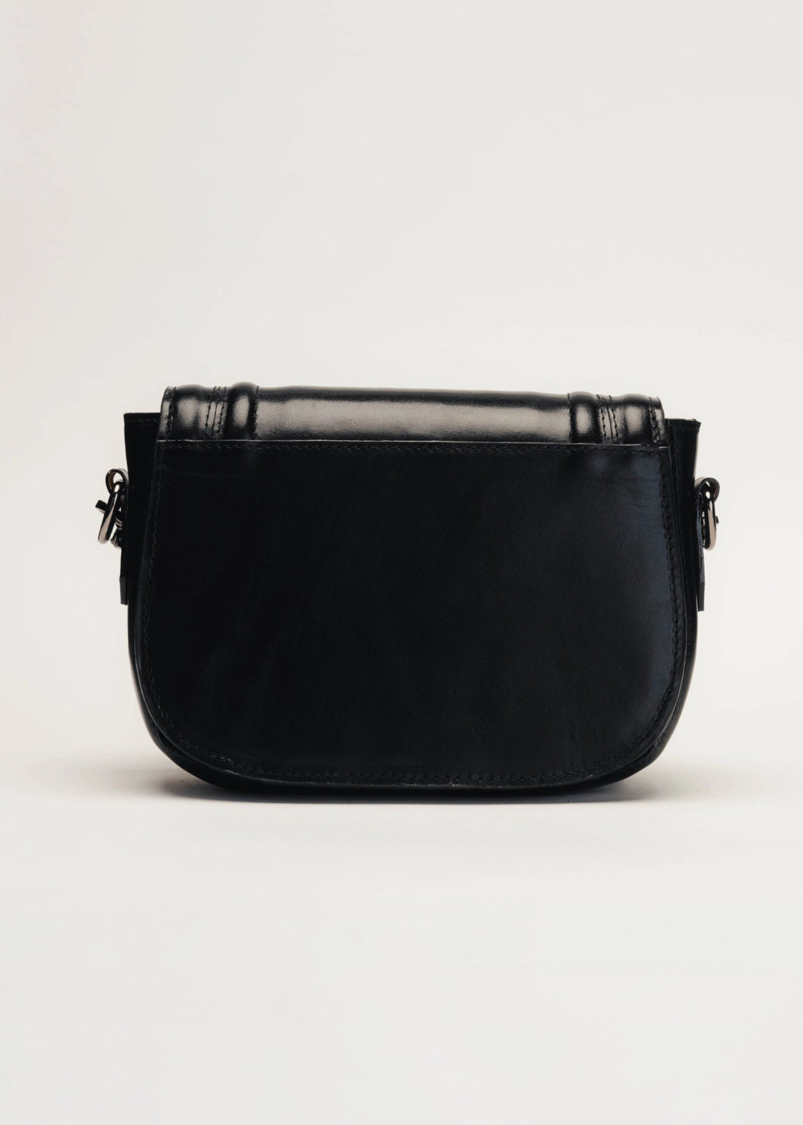 Bolso cruzado de piel artesanal de Kwara (NO ES Z*RA) hecho a mano por Kwaramx.com | exclusivo de Kwaramx.com