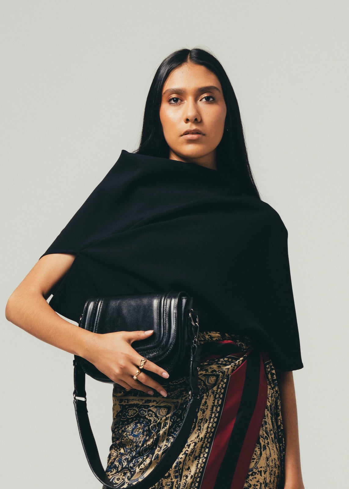 Bolso cruzado de piel artesanal de Kwara (NO ES Z*RA) hecho a mano por Kwaramx.com | exclusivo de Kwaramx.com