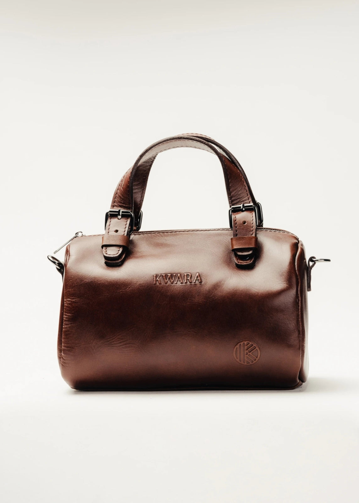 Bolso de piel artesanal tipo duffel – Modelo AXOLOTE de Kwara hecho a mano por Kwaramx.com | exclusivo de Kwaramx.com