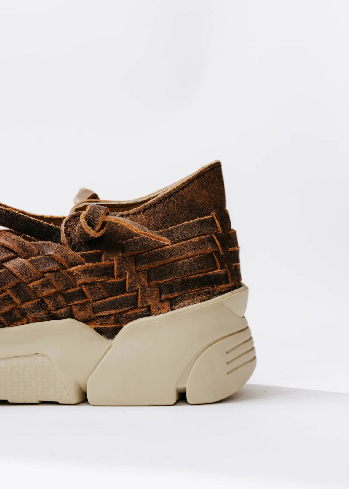 Tenis artesanal tipo huarache con suela cómoda – Modelo Fusion de Kwara hecho a mano por Kwaramx.com | exclusivo de Kwaramx.com