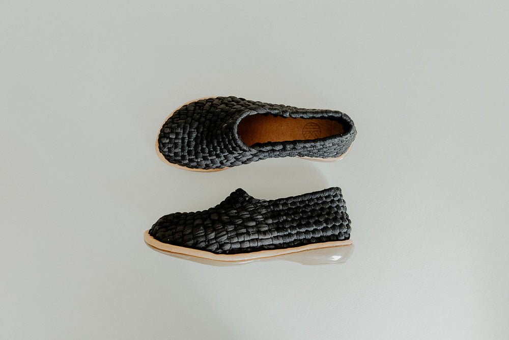 ARANZA CERRADO hecho a mano por Kawara Huaraches Artesanales | exclusivo de Kwaramx.com