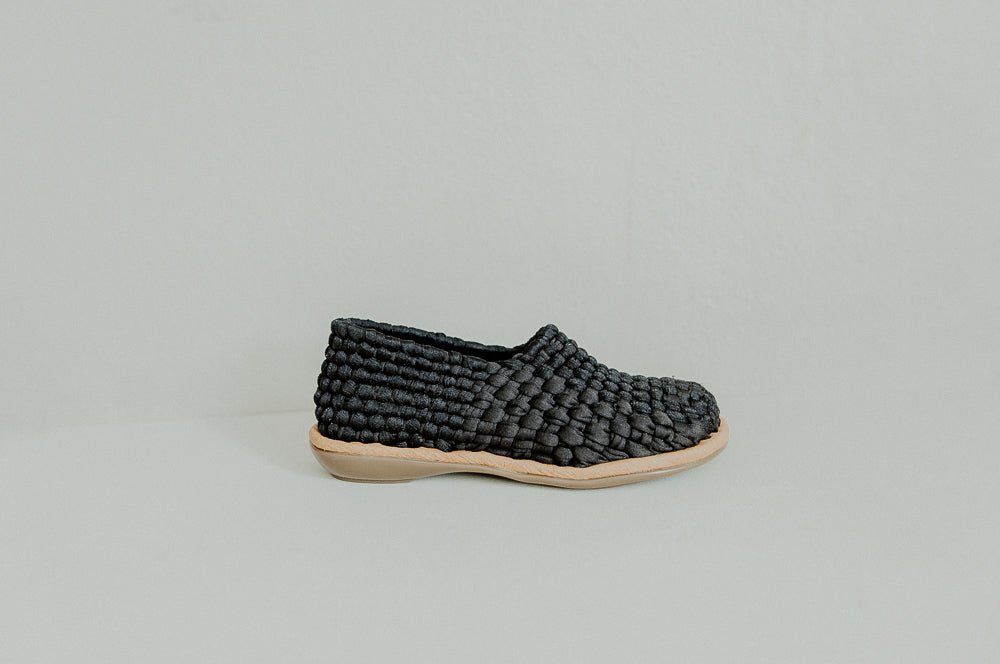 ARANZA CERRADO hecho a mano por Kawara Huaraches Artesanales | exclusivo de Kwaramx.com