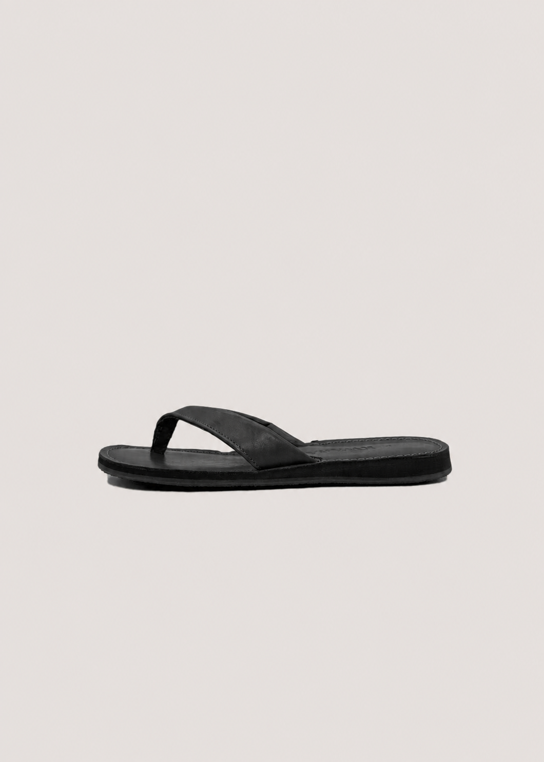 Sandalia Artesanal de Piel Negro Caballero | KWARA