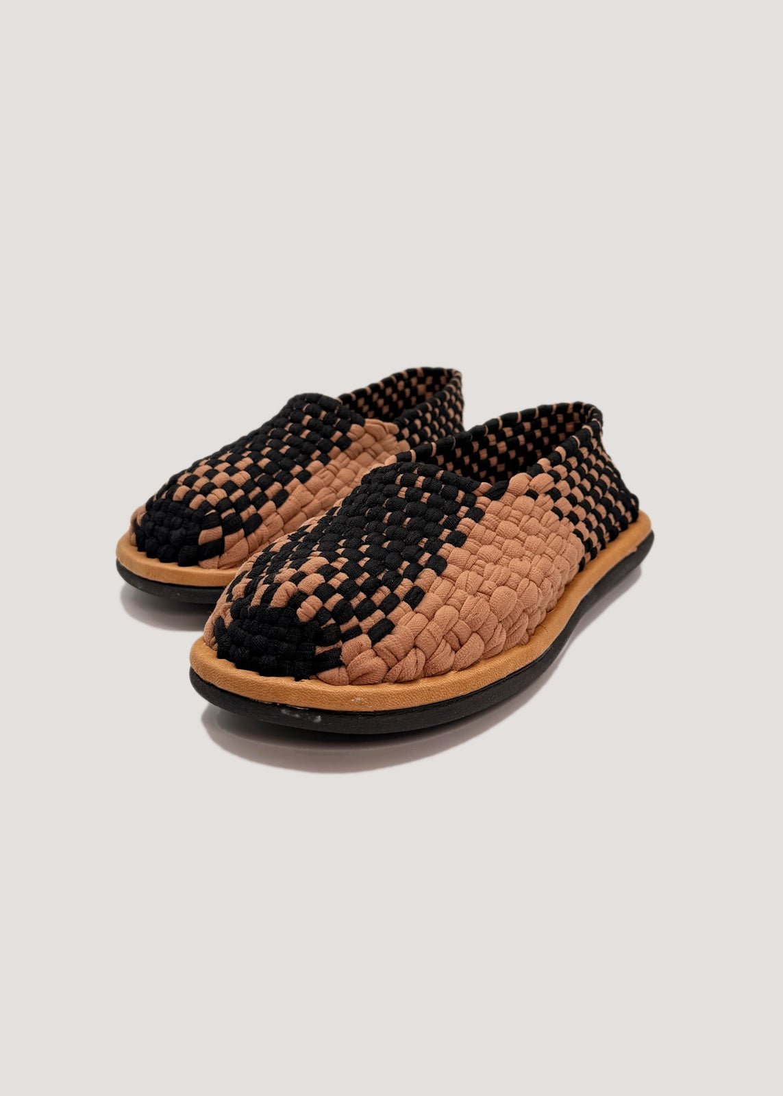 ARANZA CERRADO HOMBRE hecho a mano por Kawara Huaraches Artesanales | exclusivo de Kwaramx.com