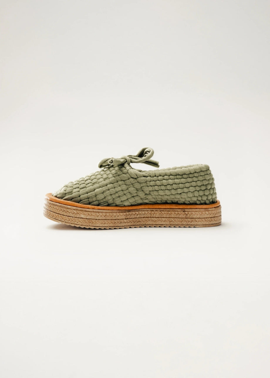 ARANZA CERRADO PLATAFORMA hecho a mano por Kawara Huaraches Artesanales | Calzado exclusivo de Kwaramx.com