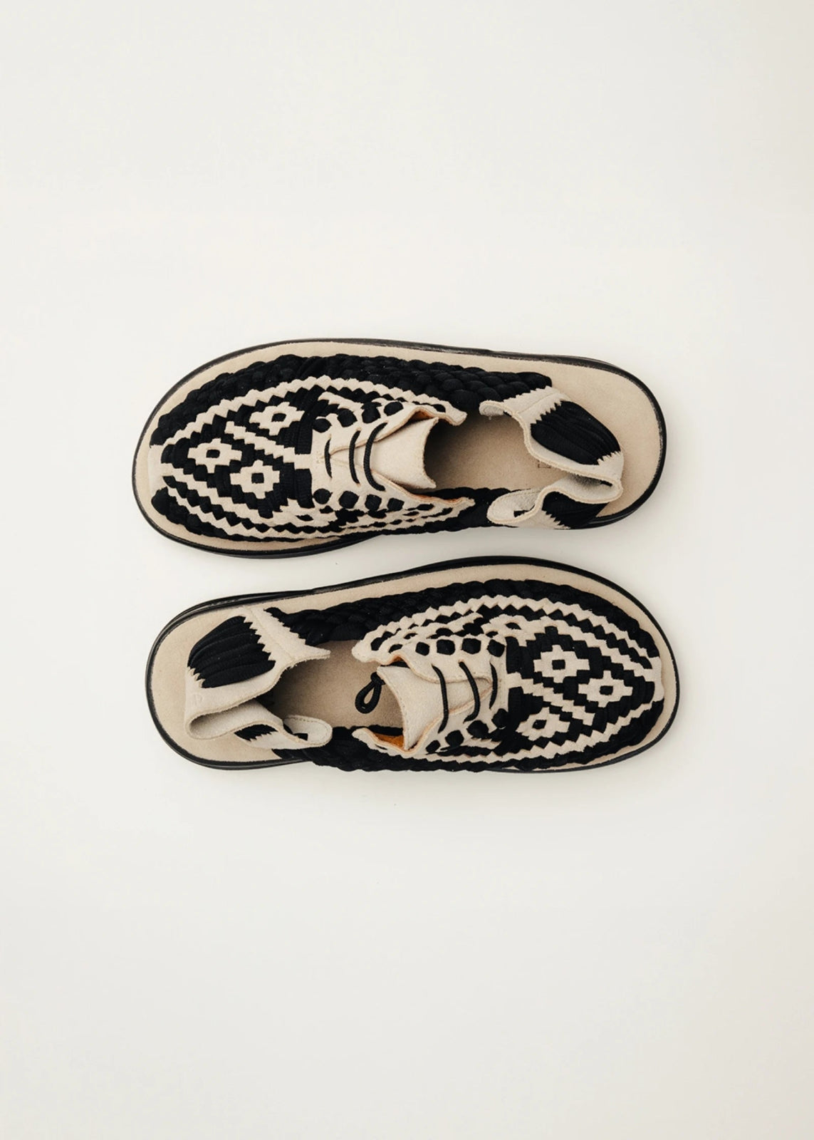 BENITO CON TALON HOMBRE hecho a mano por Kwaramx.com | exclusivo de Kwaramx.com