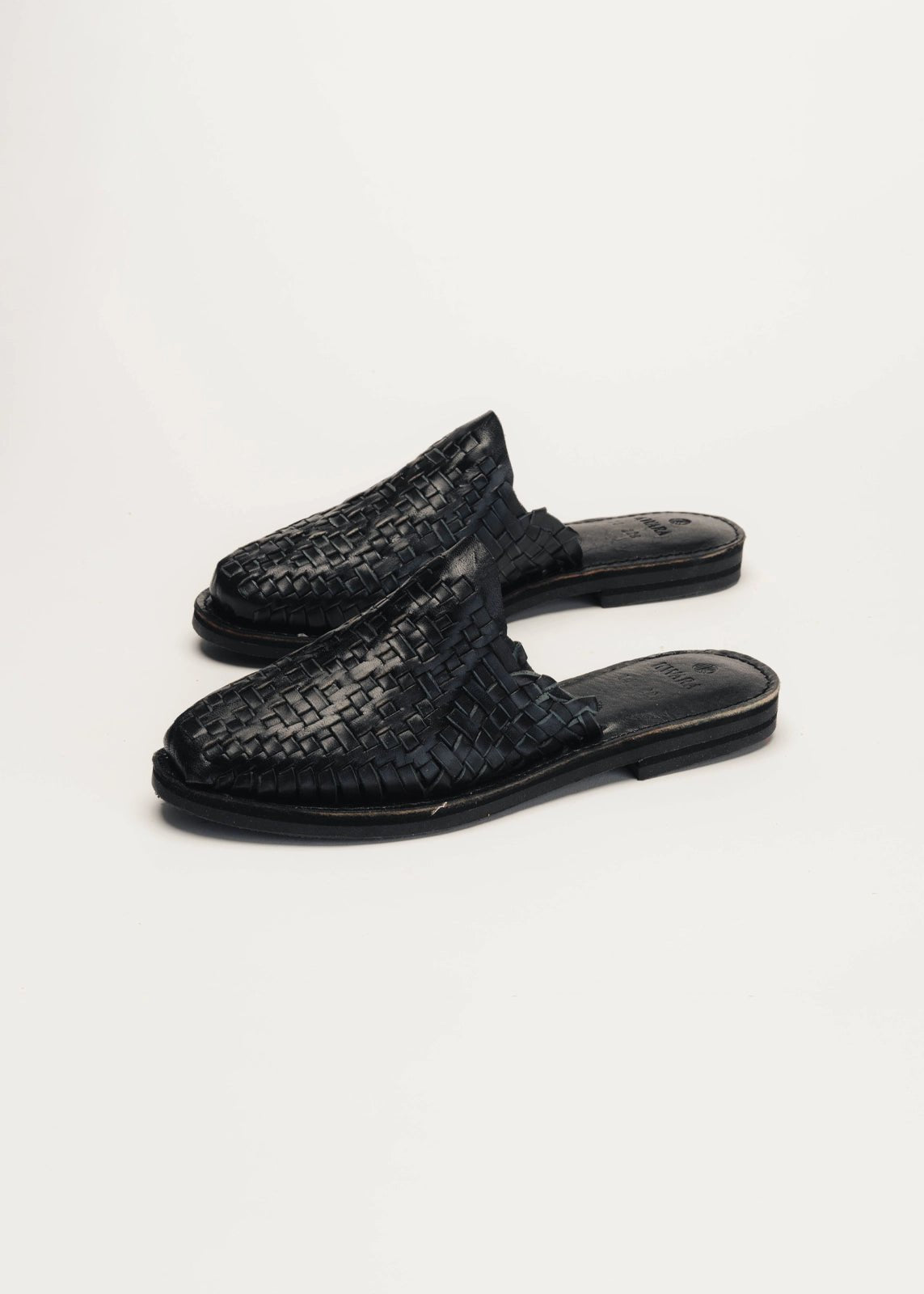 JULY SUECO hecho a mano por Kwaramx.com | exclusivo de Kwaramx.com