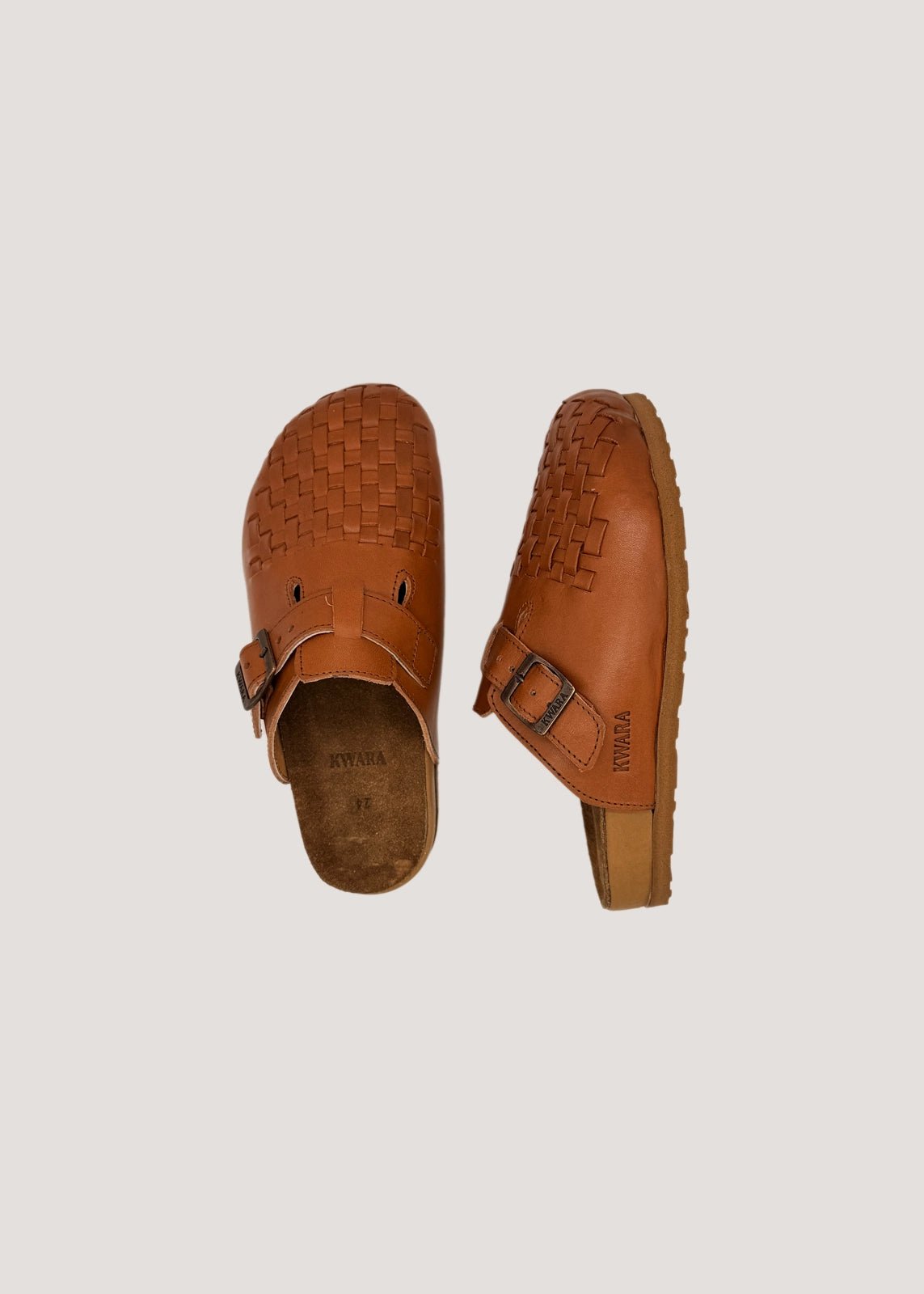 KWARA MULE PIEL (NO SON B*RKS) MUJER hecho a mano por Kwaramx.com | Calzado exclusivo de Kwaramx.com