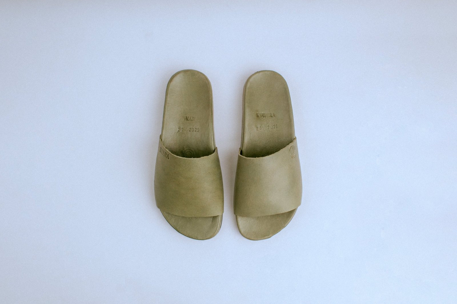 KWARA SLIDE MUJER hecho a mano por Kwaramx.com | exclusivo de Kwaramx.com