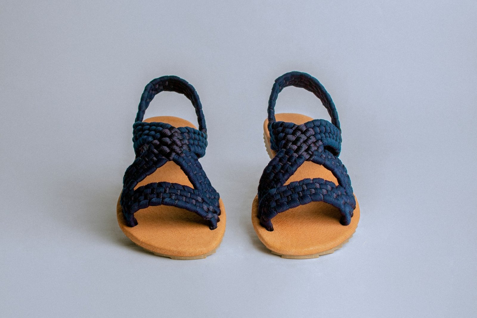 PATZCUARO MUJER hecho a mano por Kawara Huaraches Artesanales | exclusivo de Kwaramx.com