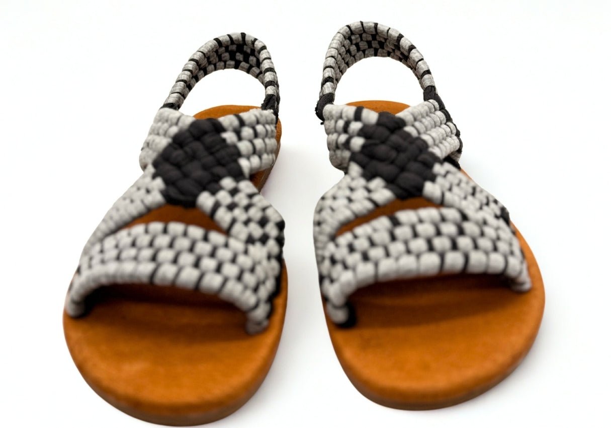 PATZCUARO MUJER hecho a mano por Kawara Huaraches Artesanales | exclusivo de Kwaramx.com