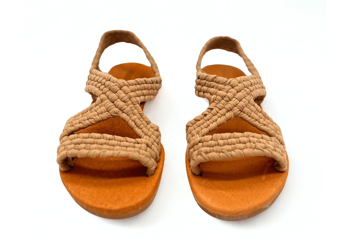 PATZCUARO MUJER hecho a mano por Kawara Huaraches Artesanales | exclusivo de Kwaramx.com