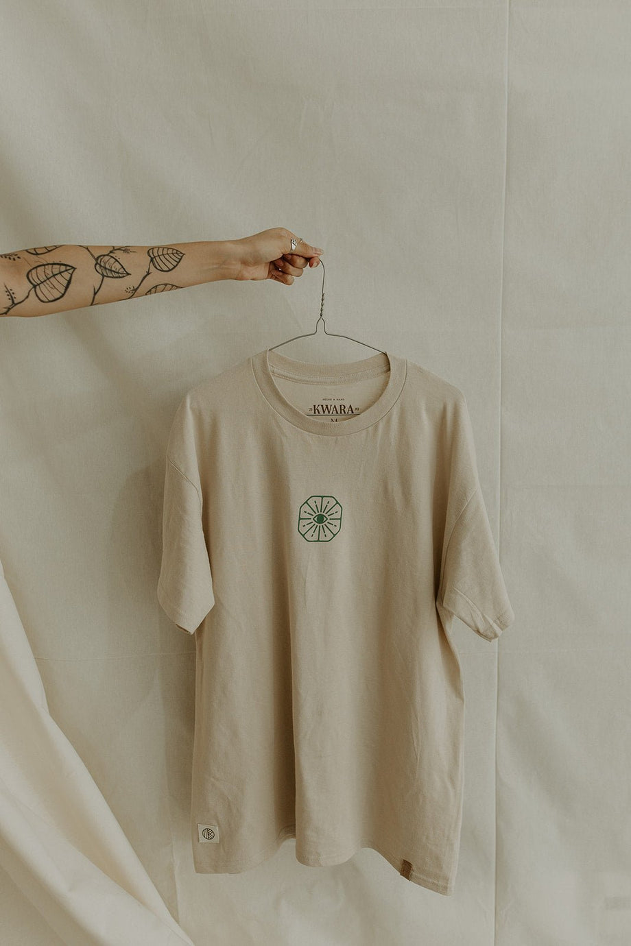 PLAYERA KWARA UNISEX hecho a mano por Kwaramx.com | exclusivo de Kwaramx.com