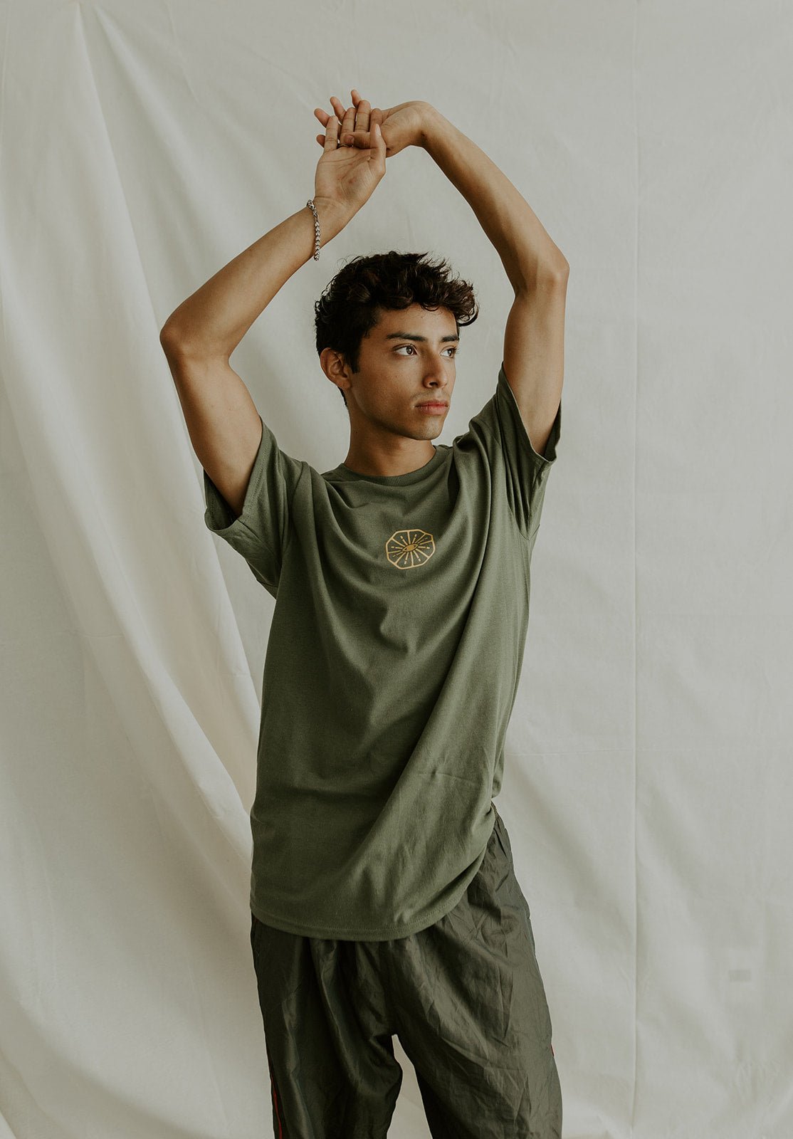 PLAYERA KWARA UNISEX hecho a mano por Kwaramx.com | exclusivo de Kwaramx.com