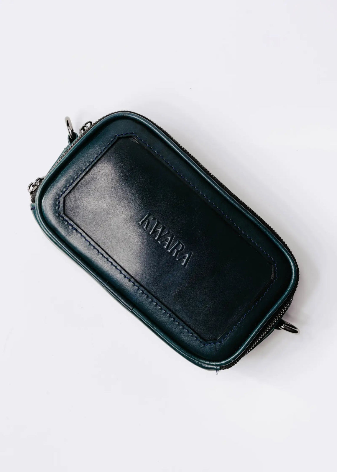 Pouch de piel artesanal azul – Modelo COYOTE de Kwara hecho a mano por Kwaramx.com | exclusivo de Kwaramx.com