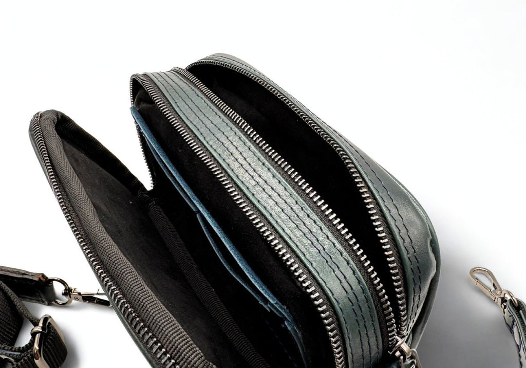 Pouch de piel artesanal negro – Modelo COYOTE de Kwara hecho a mano por Kwaramx.com | exclusivo de Kwaramx.com