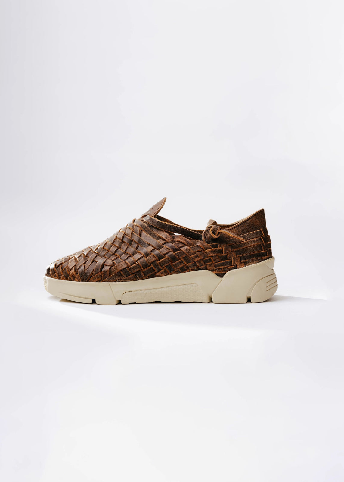 Tenis artesanal tipo huarache con suela cómoda – Modelo Fusion de Kwara hecho a mano por Kwaramx.com | exclusivo de Kwaramx.com