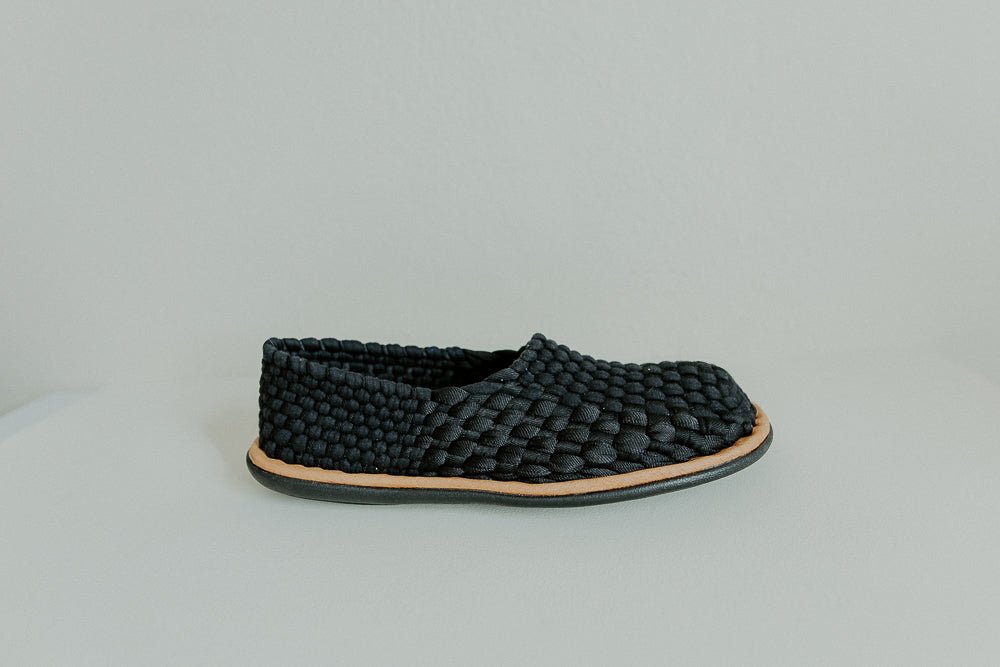 ARANZA CERRADO HOMBRE hecho a mano por Kawara Huaraches Artesanales | exclusivo de Kwaramx.com