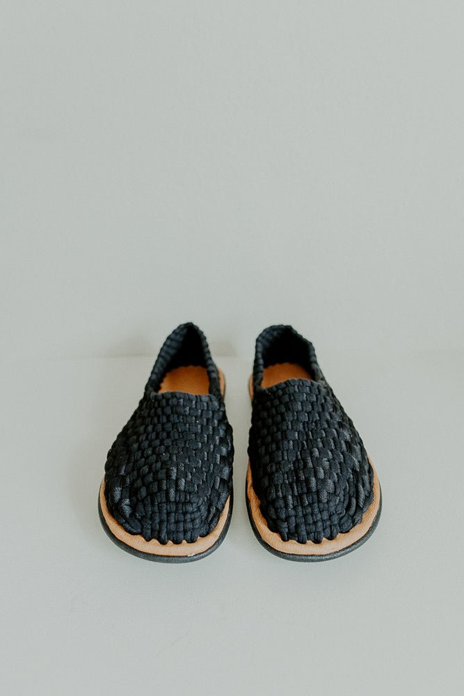 ARANZA CERRADO HOMBRE hecho a mano por Kawara Huaraches Artesanales | exclusivo de Kwaramx.com