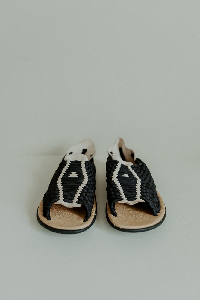 CHICO CABALLERO hecho a mano por Kawara Huaraches Artesanales | exclusivo de Kwaramx.com
