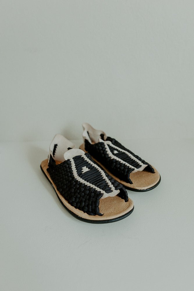 CHICO CABALLERO hecho a mano por Kawara Huaraches Artesanales | exclusivo de Kwaramx.com